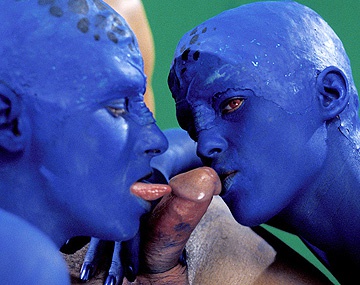 Private porn video: Blue Aliens Stephanie and Tavalia Griffin Have Sex Male with Earthling