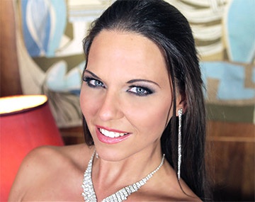 Private HD porn video: Interview mit der Legende Simony Diamond